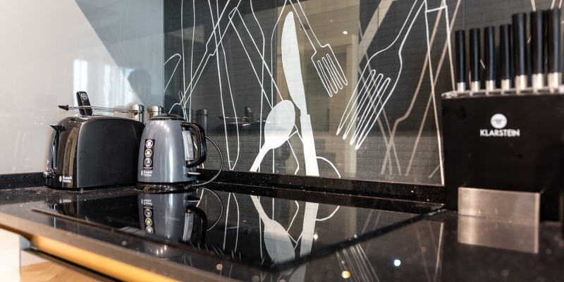 Bine ca nu suntem singuri